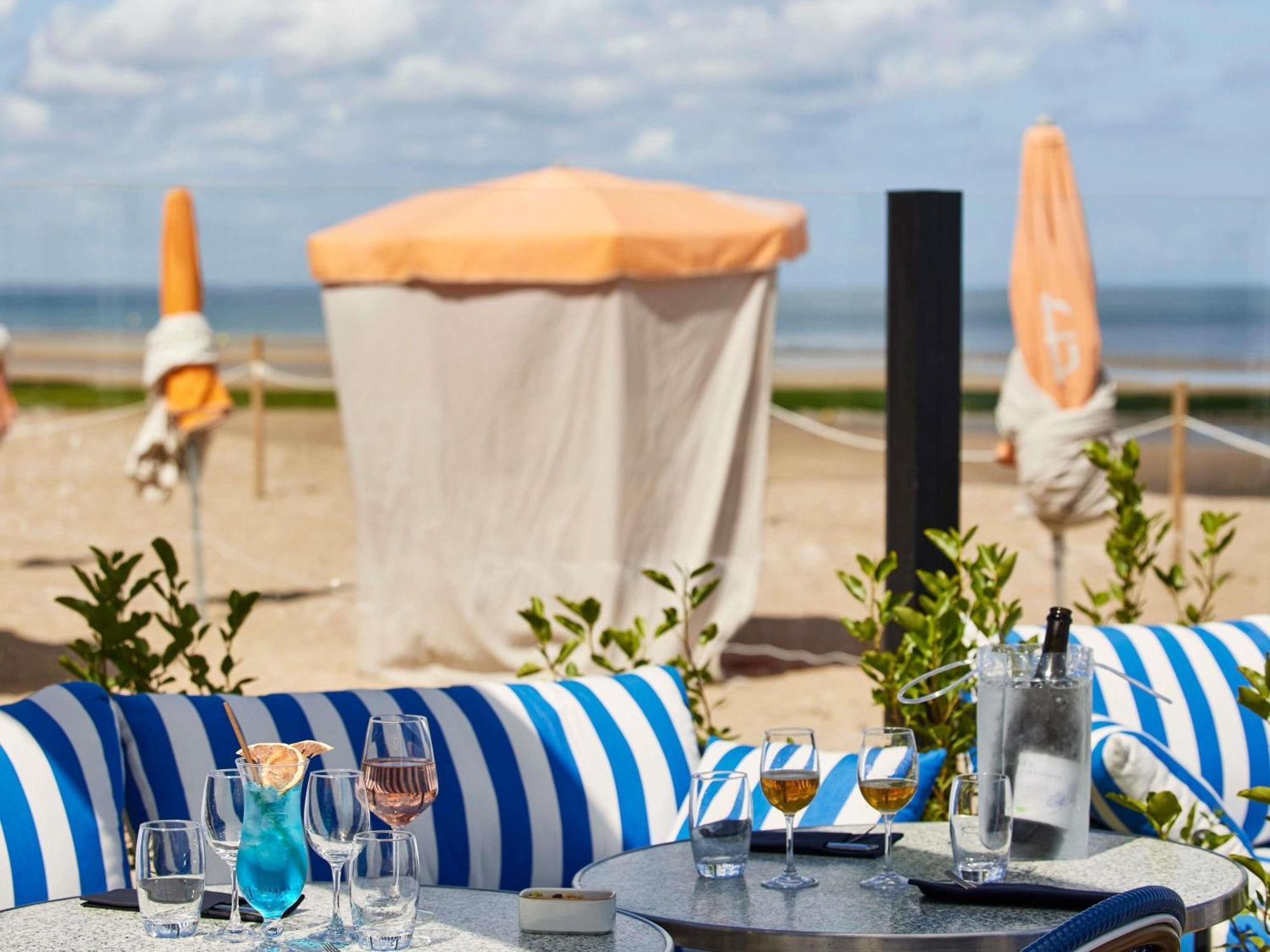 Le Grand Hotel De Cabourg - Mgallery Hotel Collection מראה חיצוני תמונה