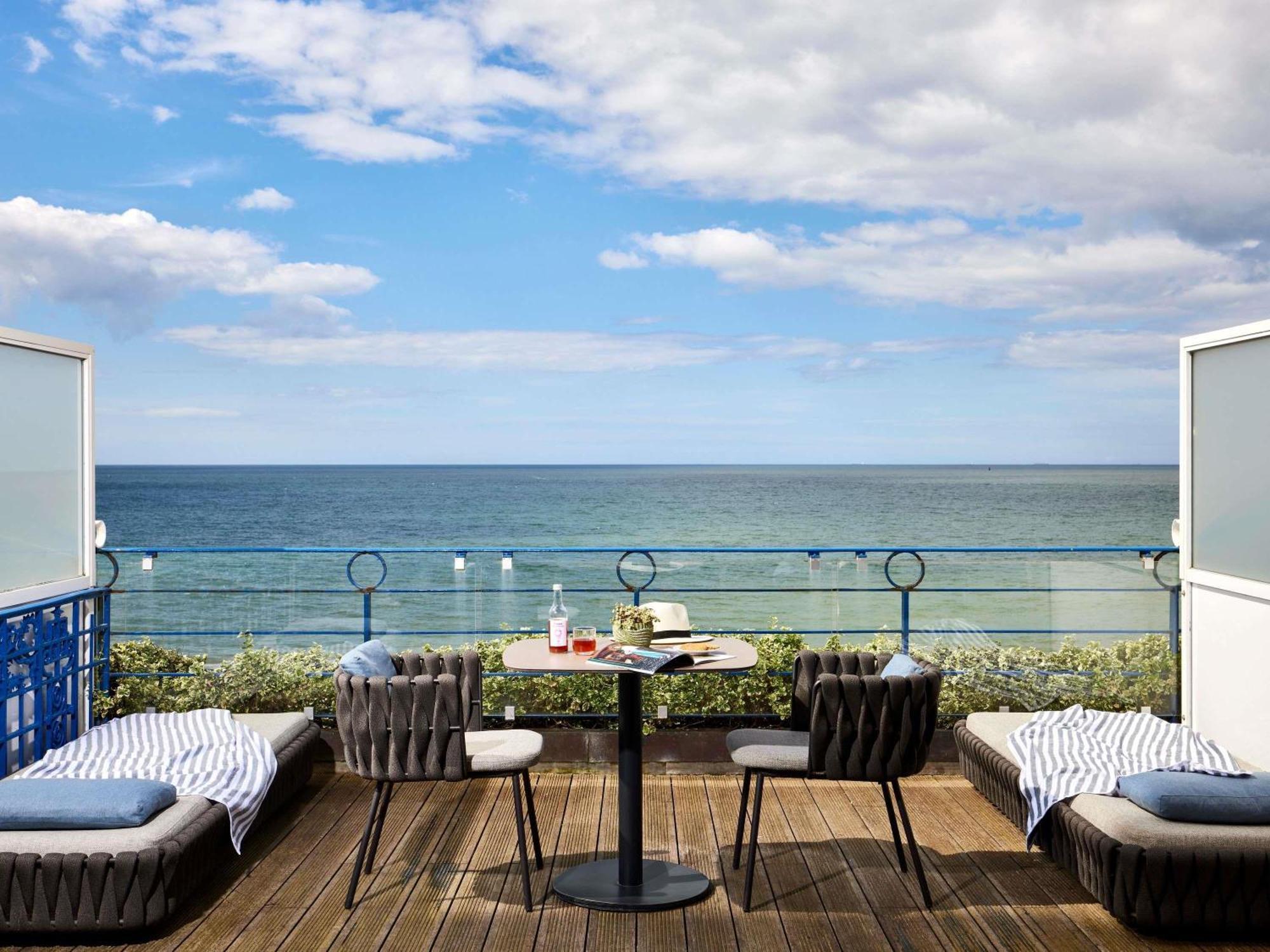 Le Grand Hotel De Cabourg - Mgallery Hotel Collection מראה חיצוני תמונה